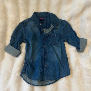 NWT Tommy Hilfiger Boys Max Denim Button-Front Shirt (youth 6)